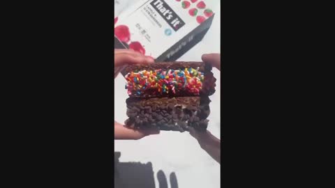 Craving a cool, creamy dessert without the guilt? These healthy ice cream sandwiches are the perfect solution! Made with wholesome ingredients and packed with flavor, they’re a refreshing treat you can enjoy anytime. Watch to learn how to make this easy, delicious dessert at home. #HealthyDesserts #IceCreamSandwich #GuiltFreeTreats






